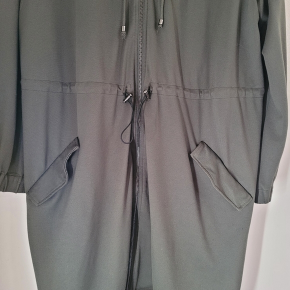 Torrid Active Army Green Cinched Waist Zip Up Hoodie Size 3 - Picture 6 of 12